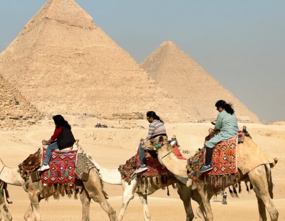 The Pyramids of Giza – Wonders of the Ancient World