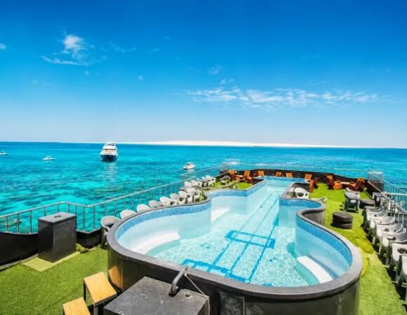 Adventour Submarine – Magawish Island Cruise with Snorkeling & Pool Party